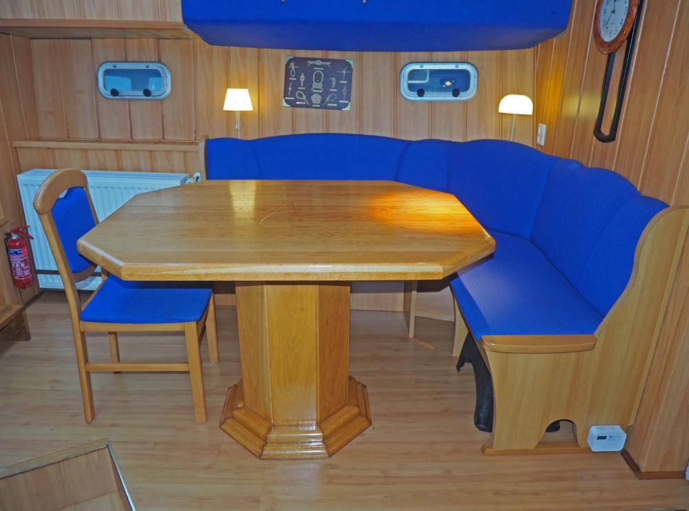 Fore ship, Accommodation